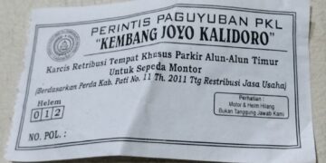 Karcis Parkir Alun – Alun Kembang Joyo Dipertayakan ??? Terlihat Mahal Tapi Kosong Tidak Ada Nilai