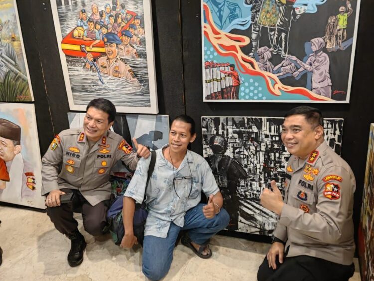 Bertema Polri dan Masyarakat, Ketua STIK Lemdiklat Gelar Lomba Lukis
