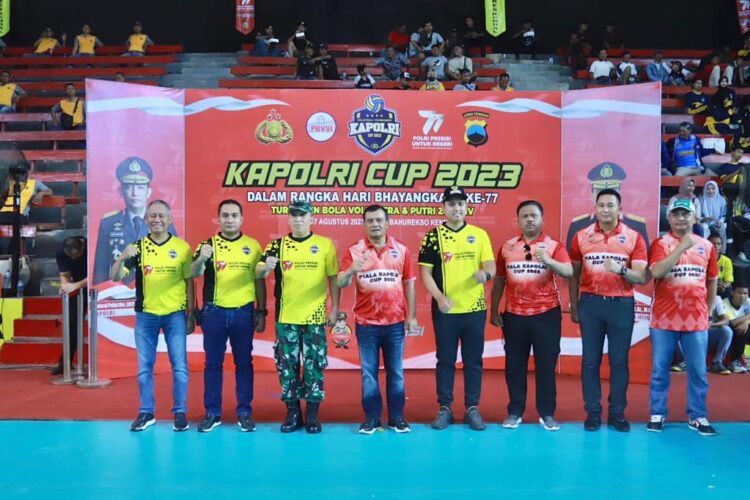 Kapolda Jateng Apresisasi Turnamen Bola Volley