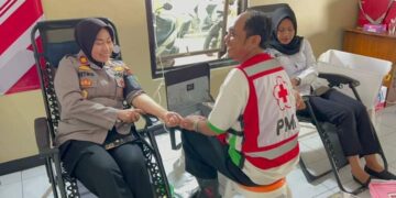 Bakti Donor Darah Digelar, Polres Jepara Memeriahkan HUT Polwan ke 75
