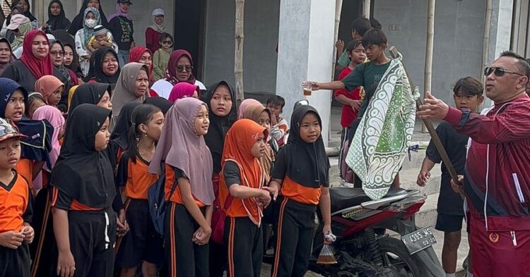 Acara Lomba Dimulai, Bacaleg PPP Dapil 1 dan V ” Borong Jajan” Gratis Buat Masyarakat