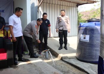 Warga Merasakan Bantuan Air Bersih, Polres Kudus Diapresiasi