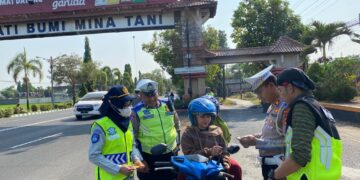 Operasi Zebra Candi 2023, Polresta Pati Laksanakan Sosialisasi ke Pengguna Jalan