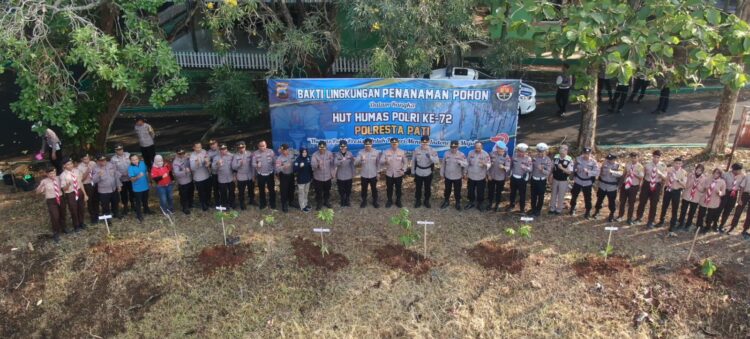 HUT Ke 72 Humas Polri, Polresta Pati Bakti Lingkungan