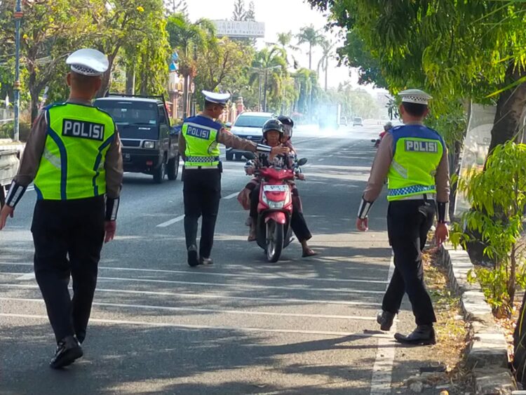 Melawan Arus, Polisi Menindak Ratusan Pelanggaran