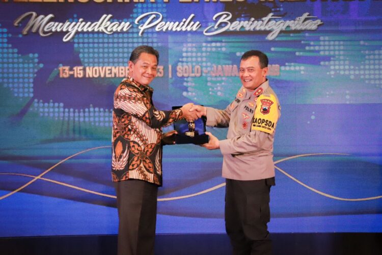 Rakor !!! Kapolda Jateng : Kesiapan dan Tekankan Netralitas Polri