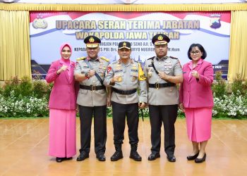 Sertijab Waka Polda Jateng, 3 PJU dan 9 Kapolres