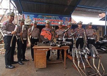 Ribuan Knalpot Brong Dimusnahkan Satlantas Polresta Pati