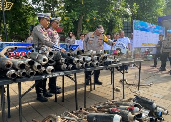 Luar Biasa !!! Polres Kudus Musnahkan 427 Knalpot Brong