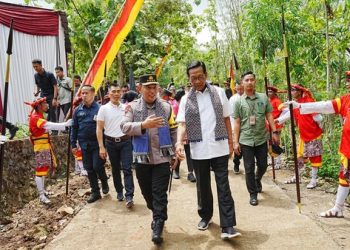 Kapolri Resmikan 10 Sumur Bor Polri Presisi