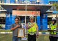 Polisi Mitra Media, Kasatlantas Polresta Pati Berikan Piagam Penghargaan