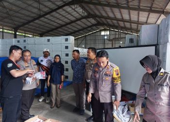 Kesiapan Logistik Pemilu 2024, Kapolres dan Wakapolres Kudus Turun Lokasi