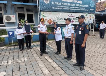Minggu ke 3, Pegawai Dishub Pati Terima Tanda Kehormatan
