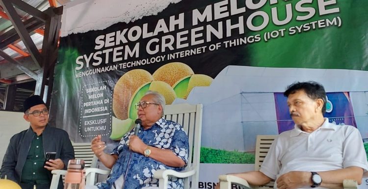 Sekolah Melon Berbasis Greenhouse, Begini Harapan H. Mochtar Sany