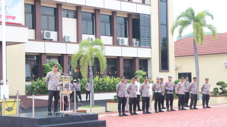 Momen Bahagia, Kapolres Jepara Rayakan Ulang Tahun Para Personil