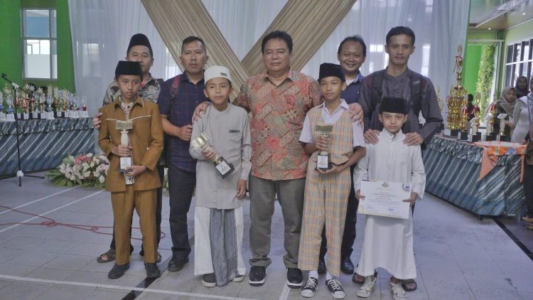 SMPN 1 Garut Adakan Bulan Filantropi 2024