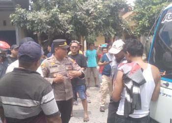 Jalan Rusak !!! Aksi Spontanitas Dibubarkan Polisi