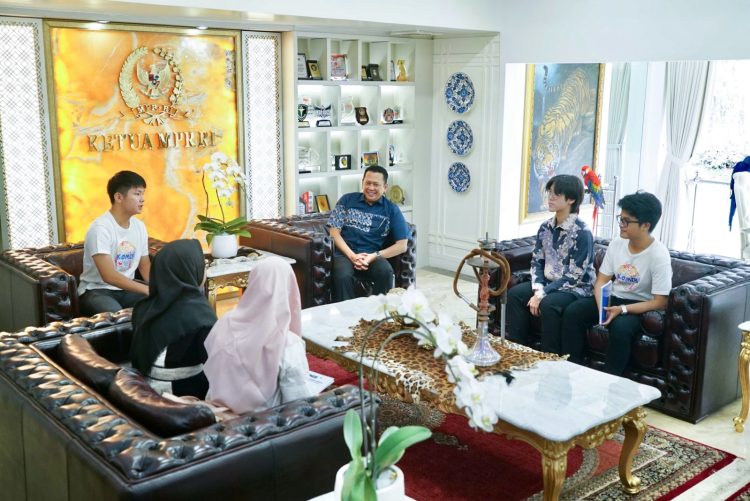 Bambang Soesatyo Apresiasi Kiprah Anak – Anak Muda Berprestasi