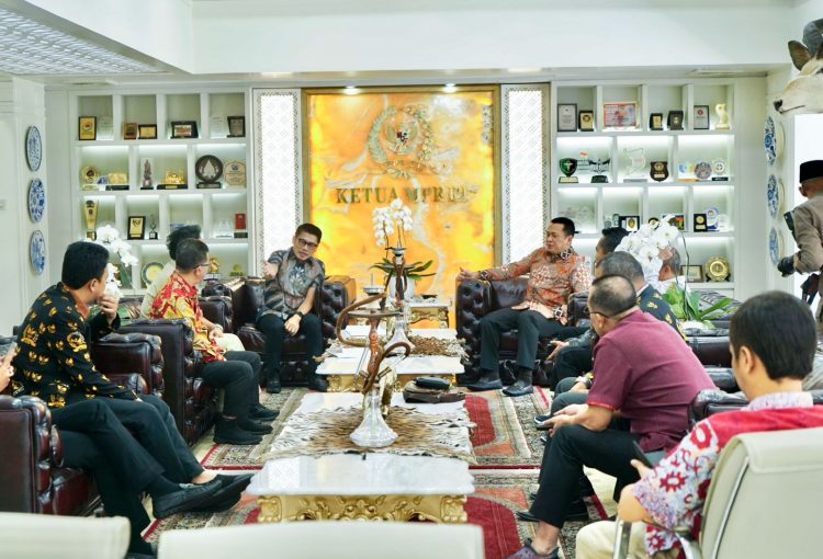 Kumpulan 8 Organisasi Desa Tingkat Nasional