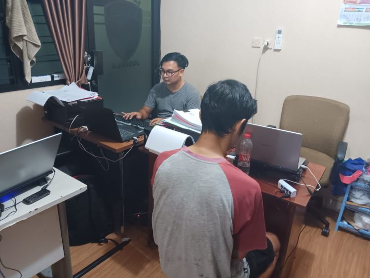 Perjudian Toto di Basmi, Polisi Amankan FS dan Barang Bukti