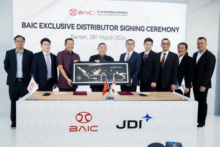 Bambang Soesatyo : Ramaikan Pasar Otomotif Indonesia