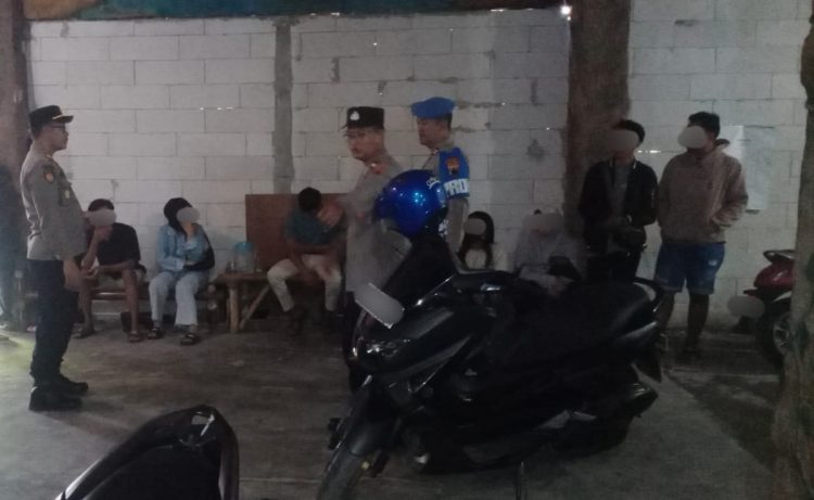 Meresahkan Warga !!! Rumah Kos di Gerebek Polisi