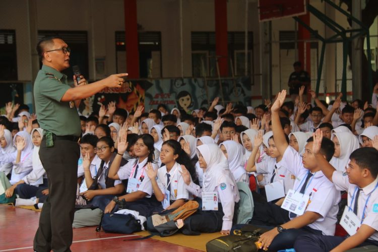 Kodim 0718/Pati Berikan Pemahaman Wawasan Kebangsaan ke SMAN 1 Pati