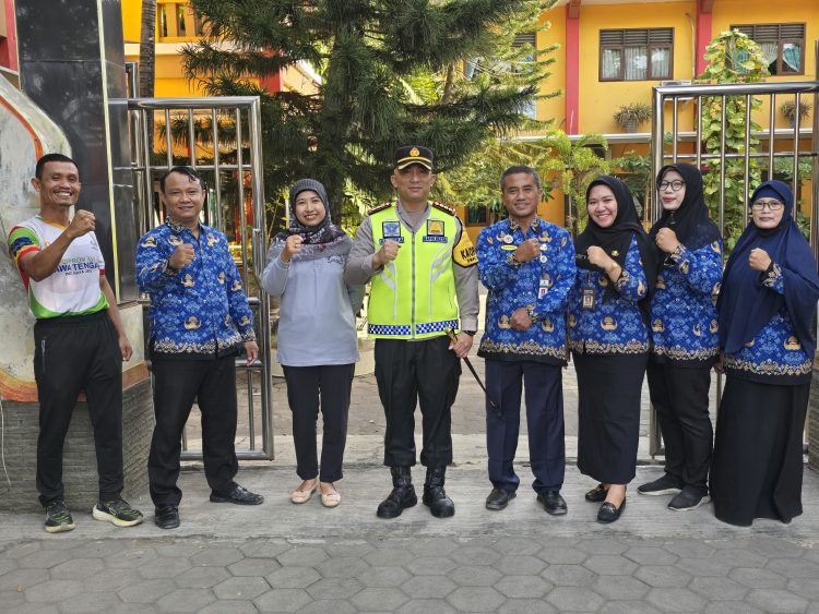 Operasi Zebra Candi 2024, Kapolresta Pati Sosialisasi Lalu Lintas di SMPN 3 Pati
