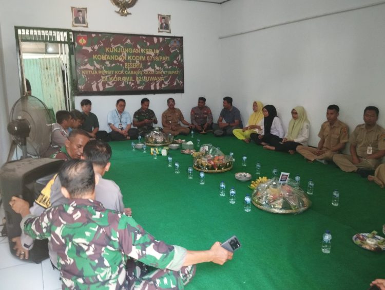 Sinergitas TNI-Polri di Kecamatan Juwana Terus Ditingkatkan dalam HUT TNI