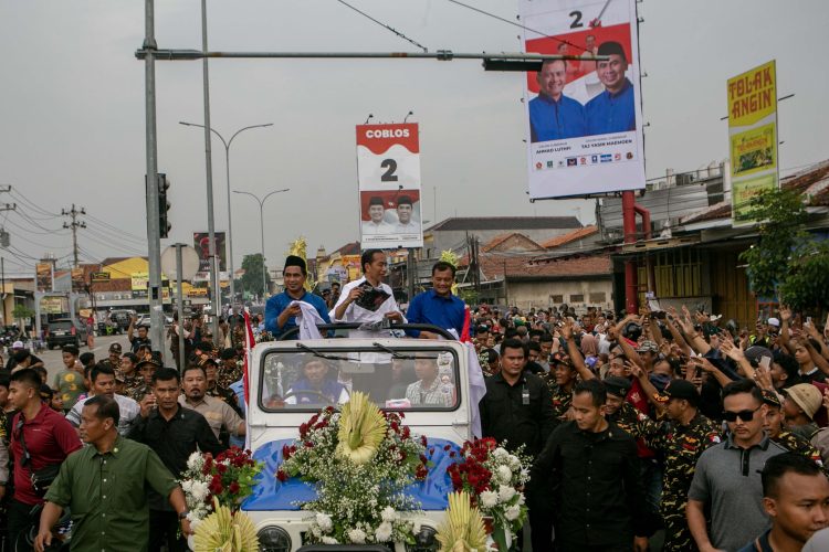 Fenomena Jokowi Dukung Luthfi – Yasin, Magnet Populis Melekat di Jawa Tengah