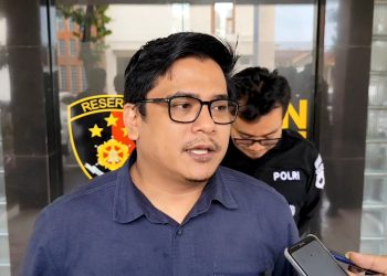 Polisi Selidiki Penemuan Mayat Membusuk di Muara Sungai Genting