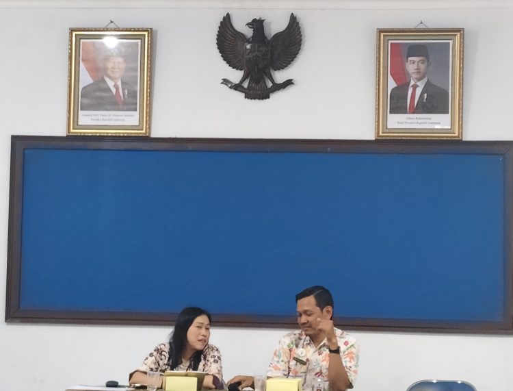 Diskominfo Pati Dorong Profesionalitas Wartawan Lokal dan Nasional Lewat Diskusi Karya Jurnalistik