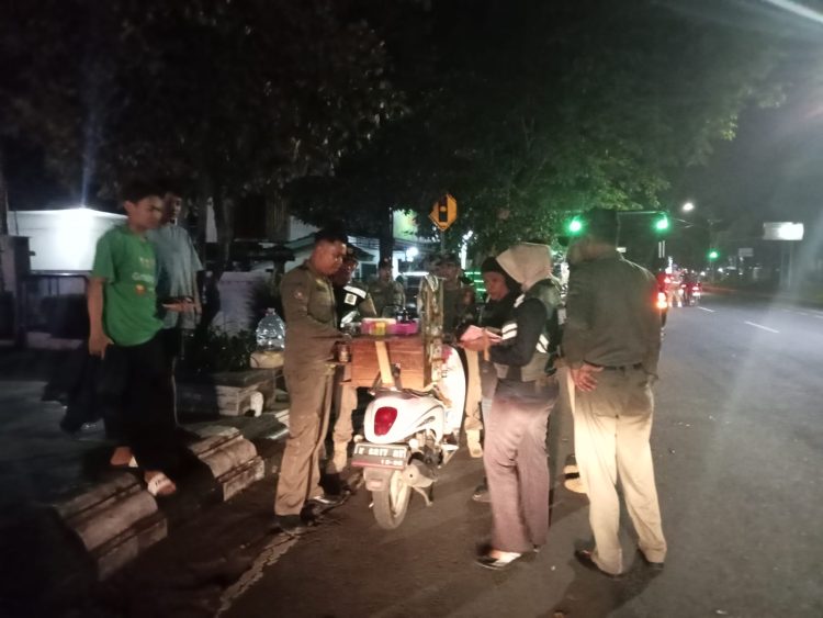 Operasi Penertiban PKL di Pati Berjalan Kondusif