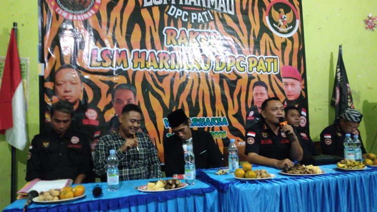 Ketua LSM Harimau Pati Kecam Mendes PDT Harus Hati – hati Dalam Berkomentar