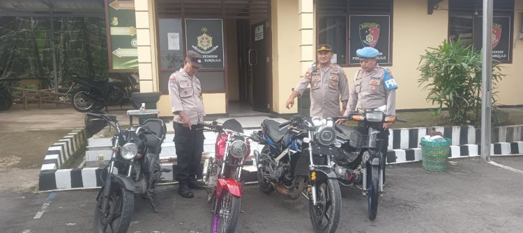 Patroli Cipta Kondisi, Polsek Sukolilo Amankan Sejumlah Pemuda dan Kendaraan Buat Balap Liar