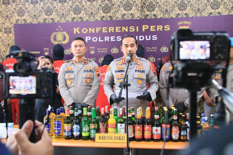 Kasus Narkoba dan Sita 711 Botol Miras Dalam Operasi Cipta Kondisi