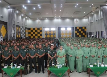 Dandim 0718/Pati Berikan Pengarahan kepada Ratusan Prajurit dan Persit