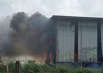 Kebakaran Melanda Gudang PG Pakis, Kerugian Tidak Besar