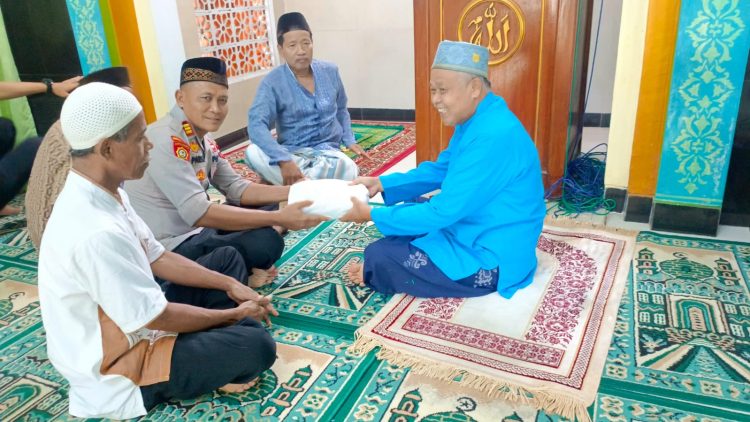 Safari Ramadhan, Polsek Kayen dan Tokoh Agama Kompak