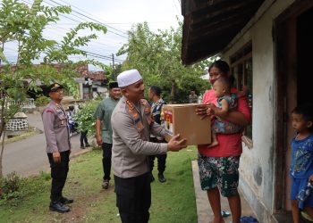 Kepedulian di Bulan Ramadan, Kapolresta Pati Berbagi