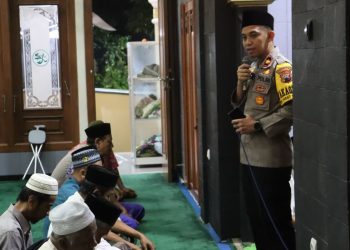 Lewat Safari Kultum Ramadan, Wakapolres Rembang : Warga Jaga Keamanan