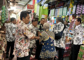 Minyak Goreng di Pasar Puri Masih Sesuai Standar