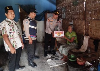 Aksi Nyata! Polri Utamakan Berbagi Bansos ke Warga Kurang Mampu