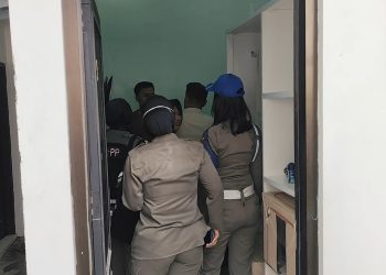 Razia! Satpol PP Temukan Tiga Pasangan Tinggal Bersama di Kos – Kosan