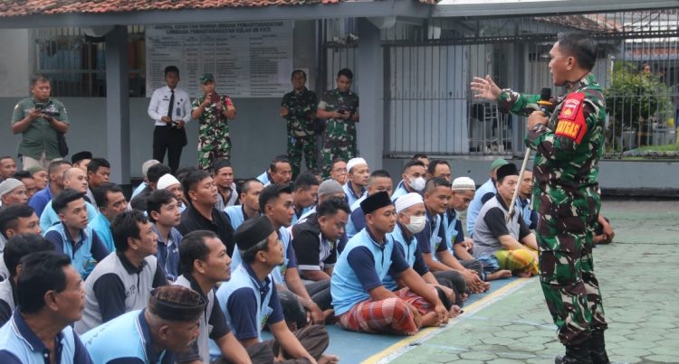 Berbagi Takjil Gratis dan Motivasi di Lapas Kelas II B Pati