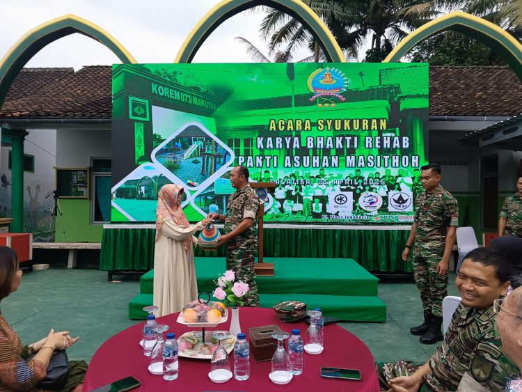 TNI Selesaikan Renovasi 11 Titik Fasilitas Panti Asuhan Masithoh