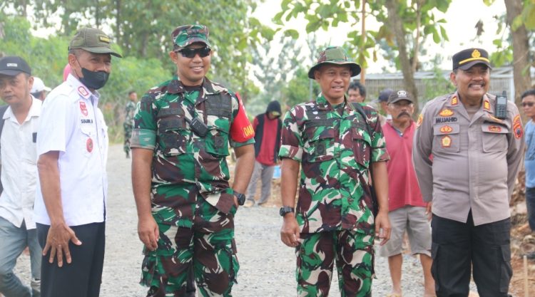 Bangun Desa, Dandim Pati : Wujud Nyata TNI Bersama Rakyat