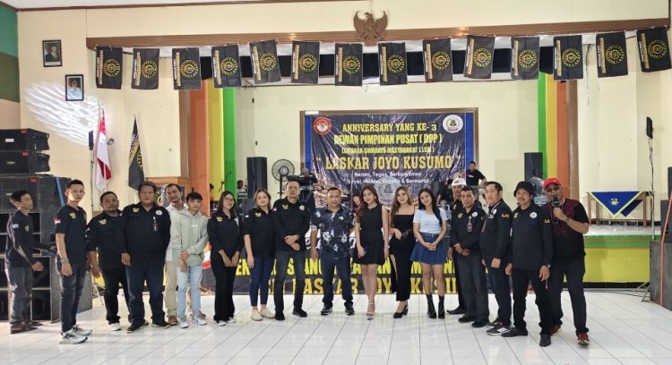 Artis Dangdut Populer Meriahkan HUT ke-3, Ketut : Ormas dan LSM Ayo Komitmen Bersatu