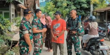 Bahu-Membahu Bersihkan Desa, Yonif TP 888/SS Perkuat Sinergi dengan Masyarakat