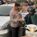 Jelang Magrib, Kapolresta Pati Imbau Para Pengendara dan Berbagi Takjil Gratis
